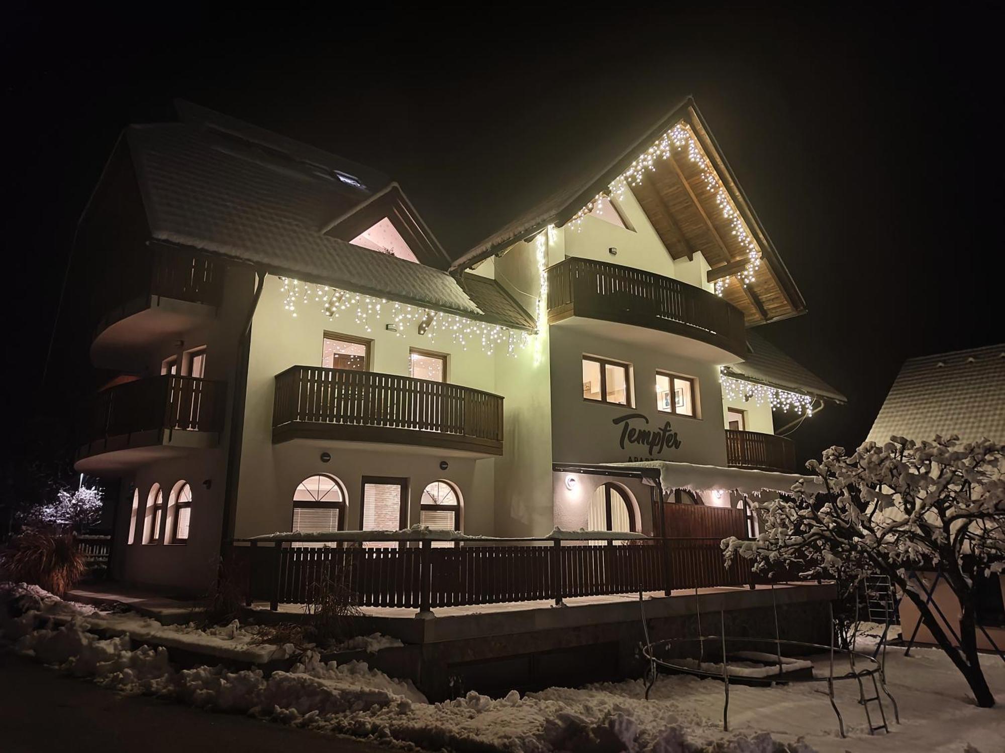 Tempfer 2 Apartments & Rooms With New Wellness Kranjska Gora Exteriör bild